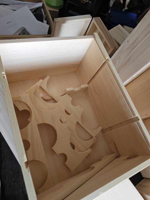 Wine box - six bottles