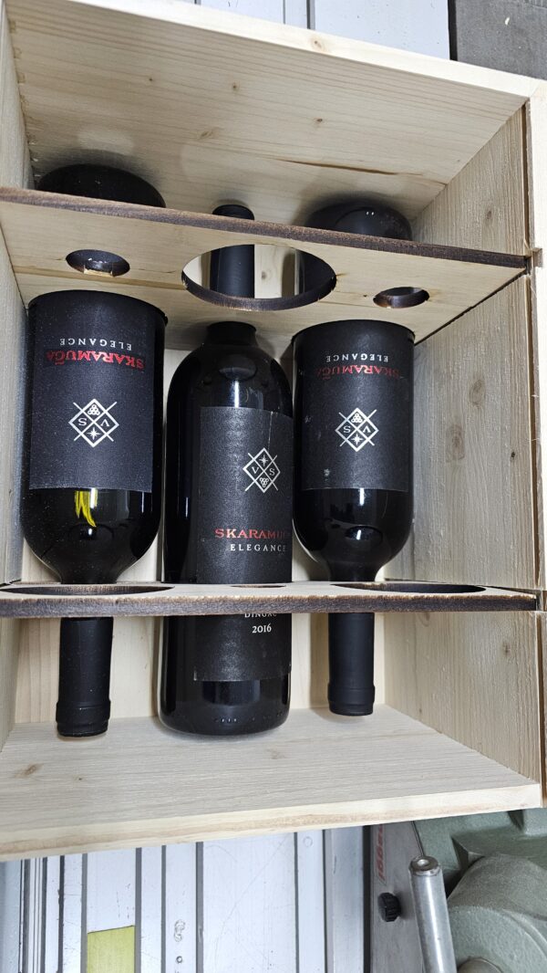 Wine box - six bottles