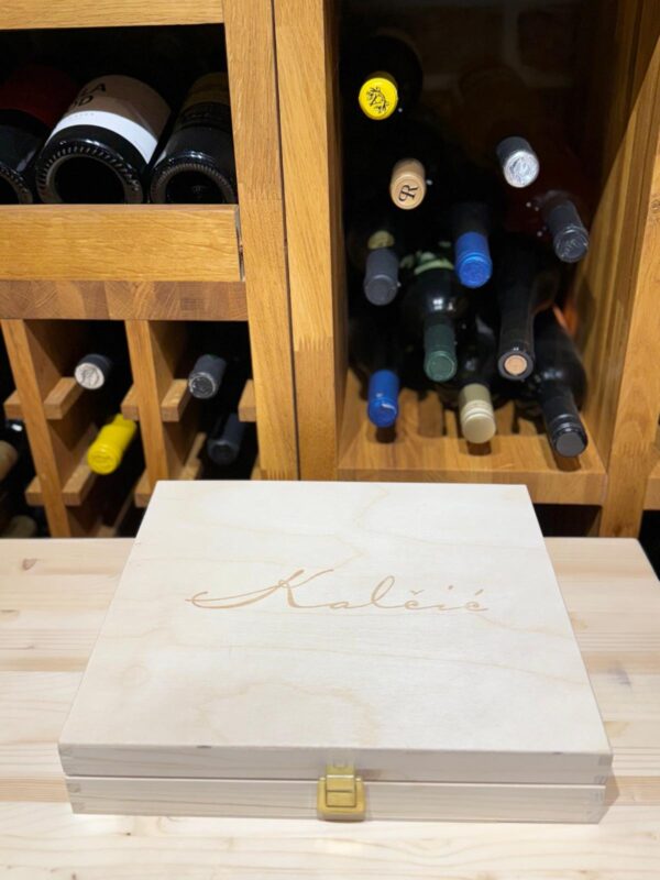 Box for olive oil - five bottles