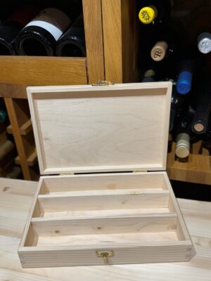 Olive oil box - three bottles